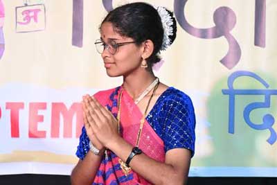 हिंदी दिवस समारोह की तस्वीर 11